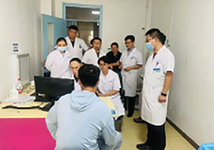 2024年度首届肺结节微微创手术直播暨诊疗新技术学习班在东明县人民医院成功举办